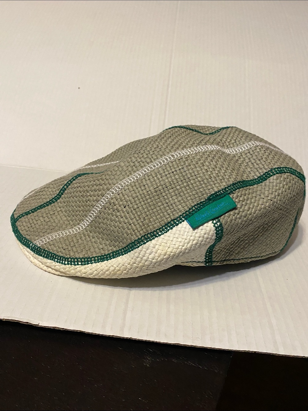 Robert graham driving cap